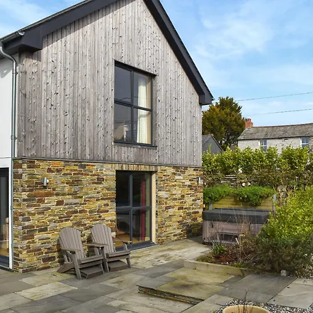 Gwithian House
